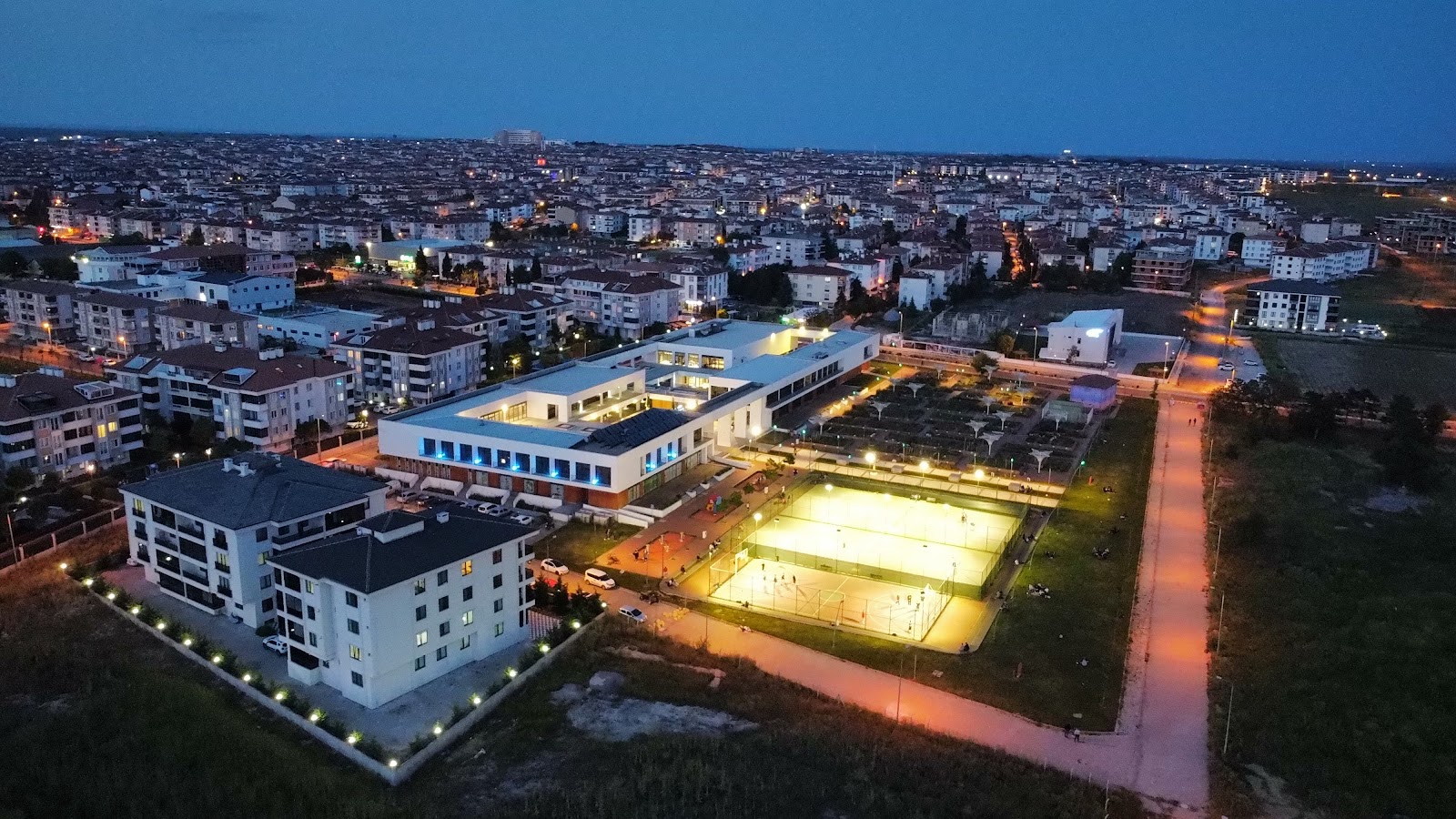 Lüleburgaz Yıldızları Kadın Akademisi kır düğünü mekanı — Lüleburgaz
