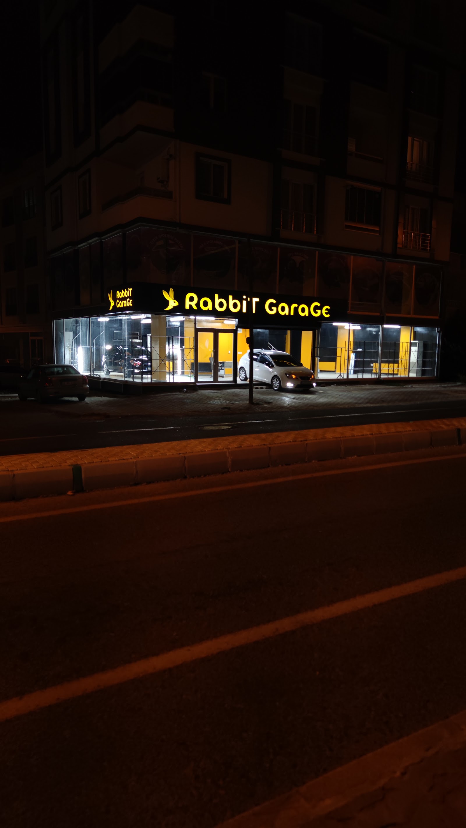 RabbiT GaraGe
