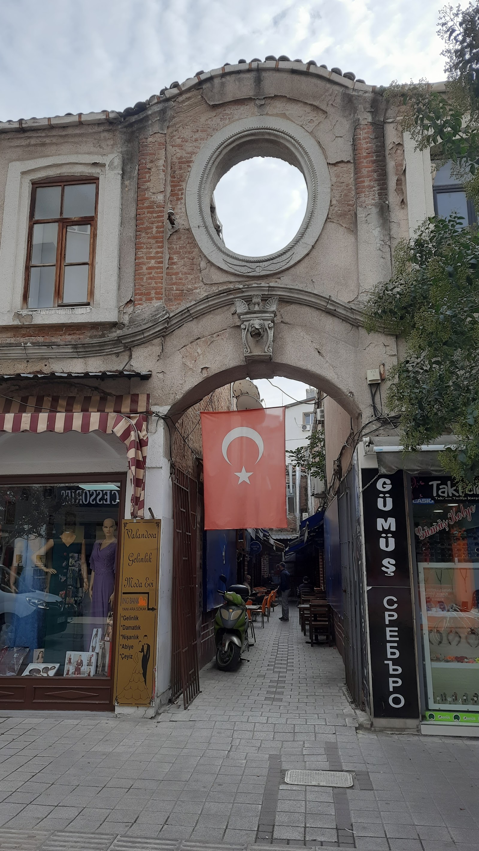 Valandova Moda Evi